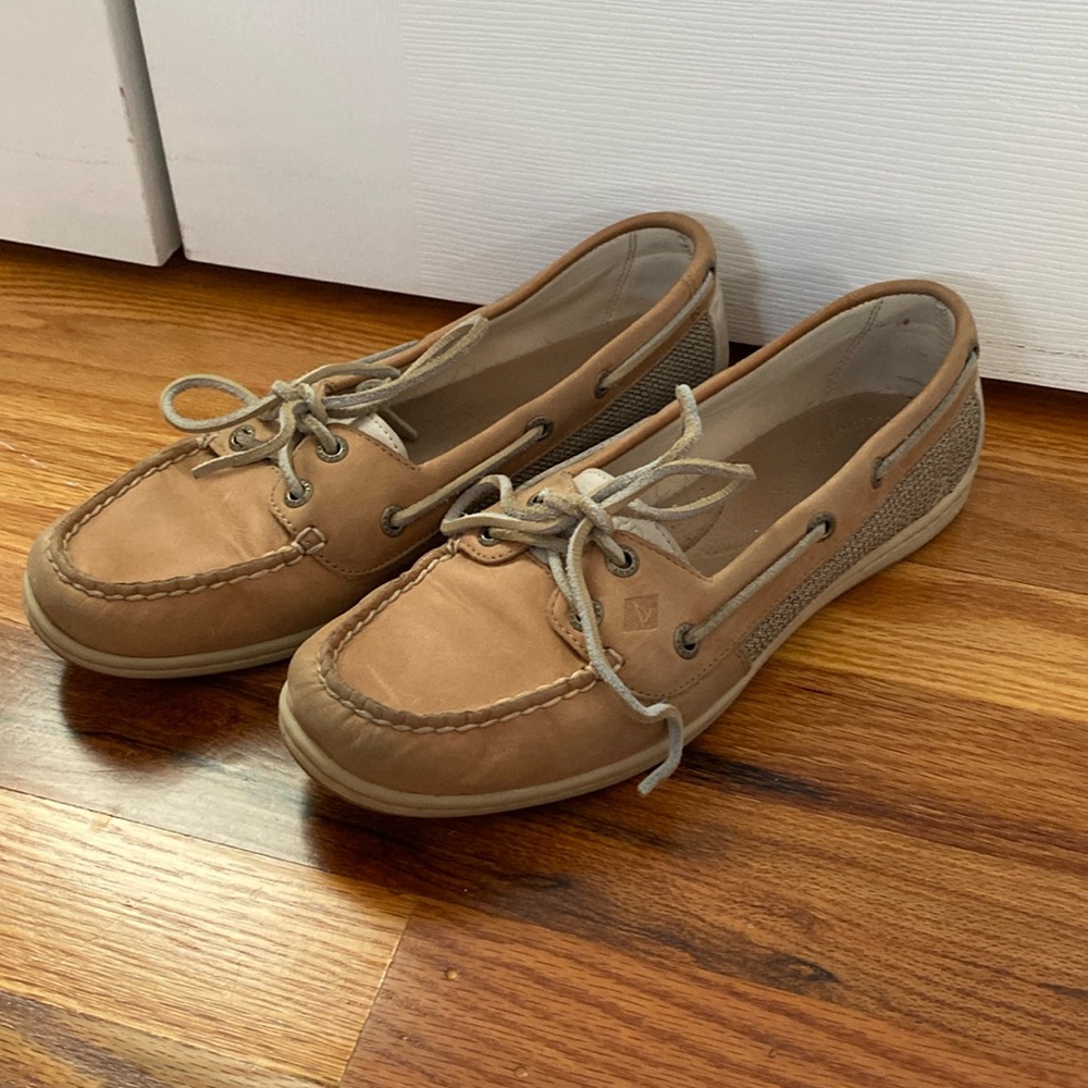 Very lightly worn sperrys